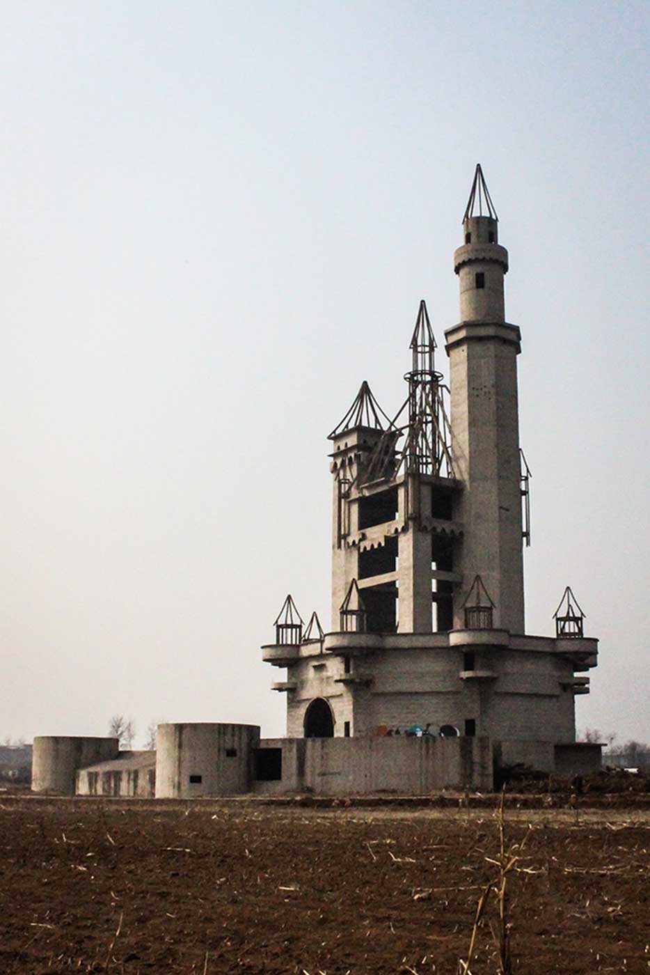 Wonderland: China's Abandoned Theme Park 