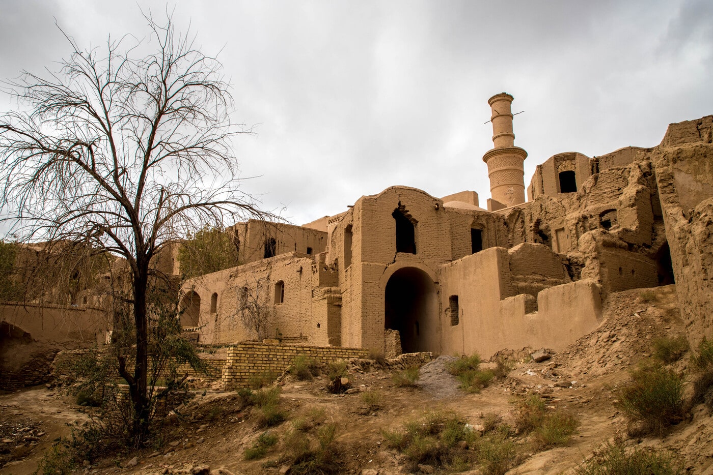 Kharanaq, Iran's 1000-Year-Old Mud-Brick Ghost Town