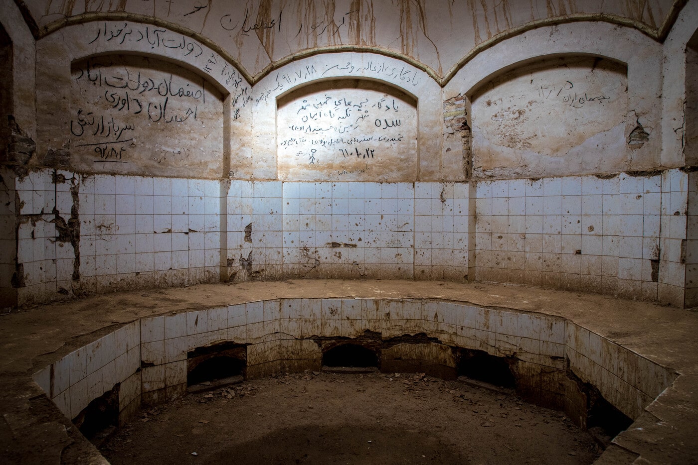 Kharanaq, Iran's 1000-Year-Old Mud-Brick Ghost Town