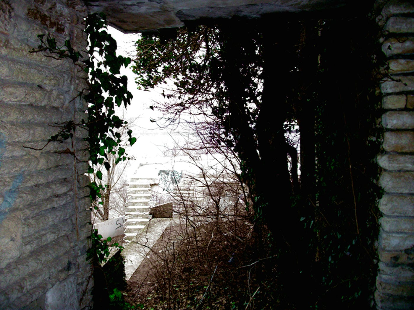 The fallen restaurant: exploring a ruin with a view on the edge of a cliff high above the Bulgarian Black Sea 