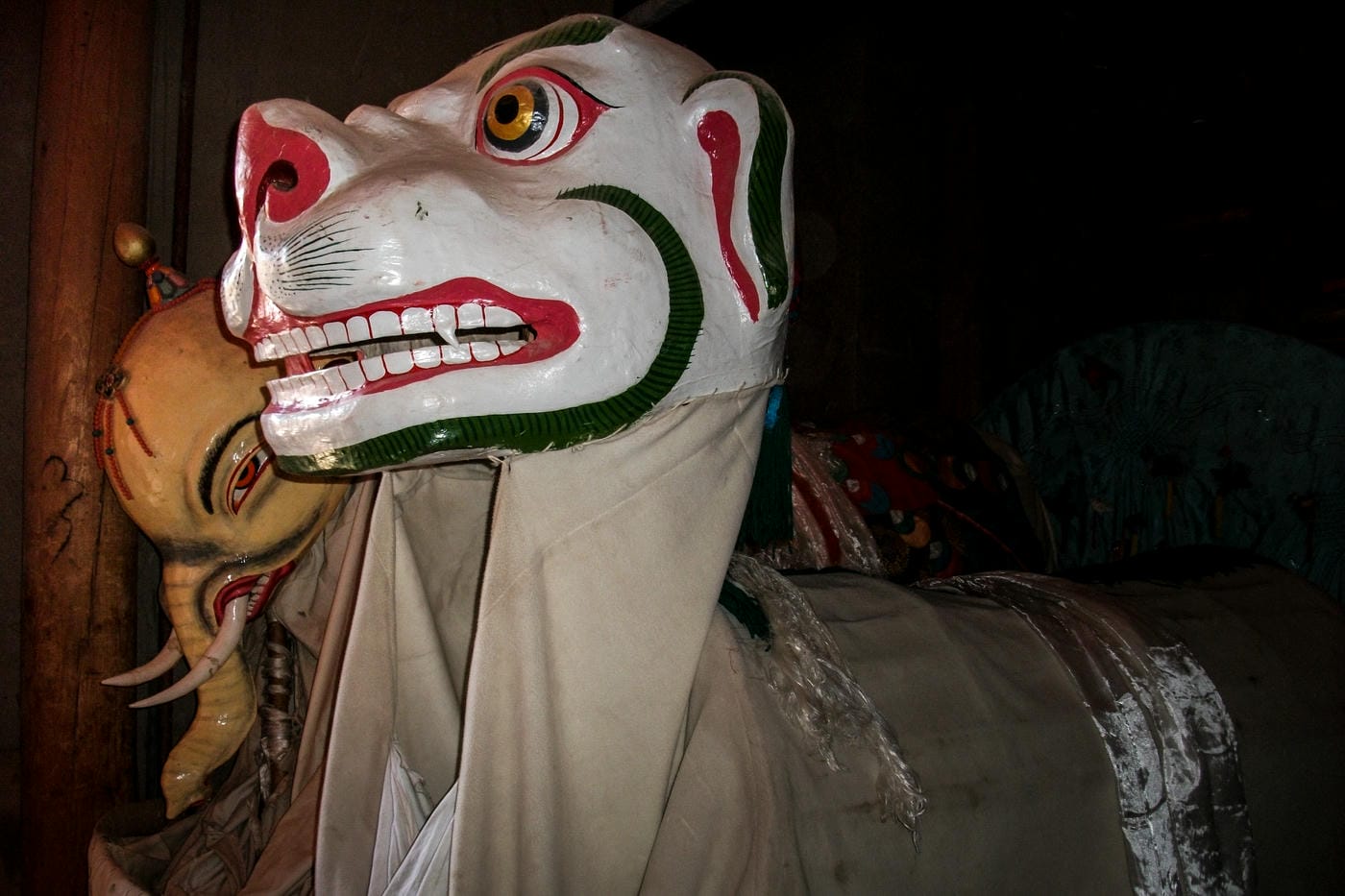 A Road Trip Through the Tibetan Plateau