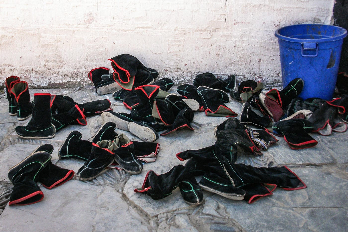 A Road Trip Through the Tibetan Plateau
