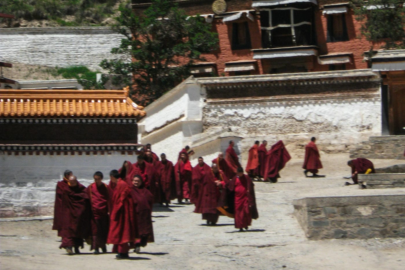 A Road Trip Through the Tibetan Plateau