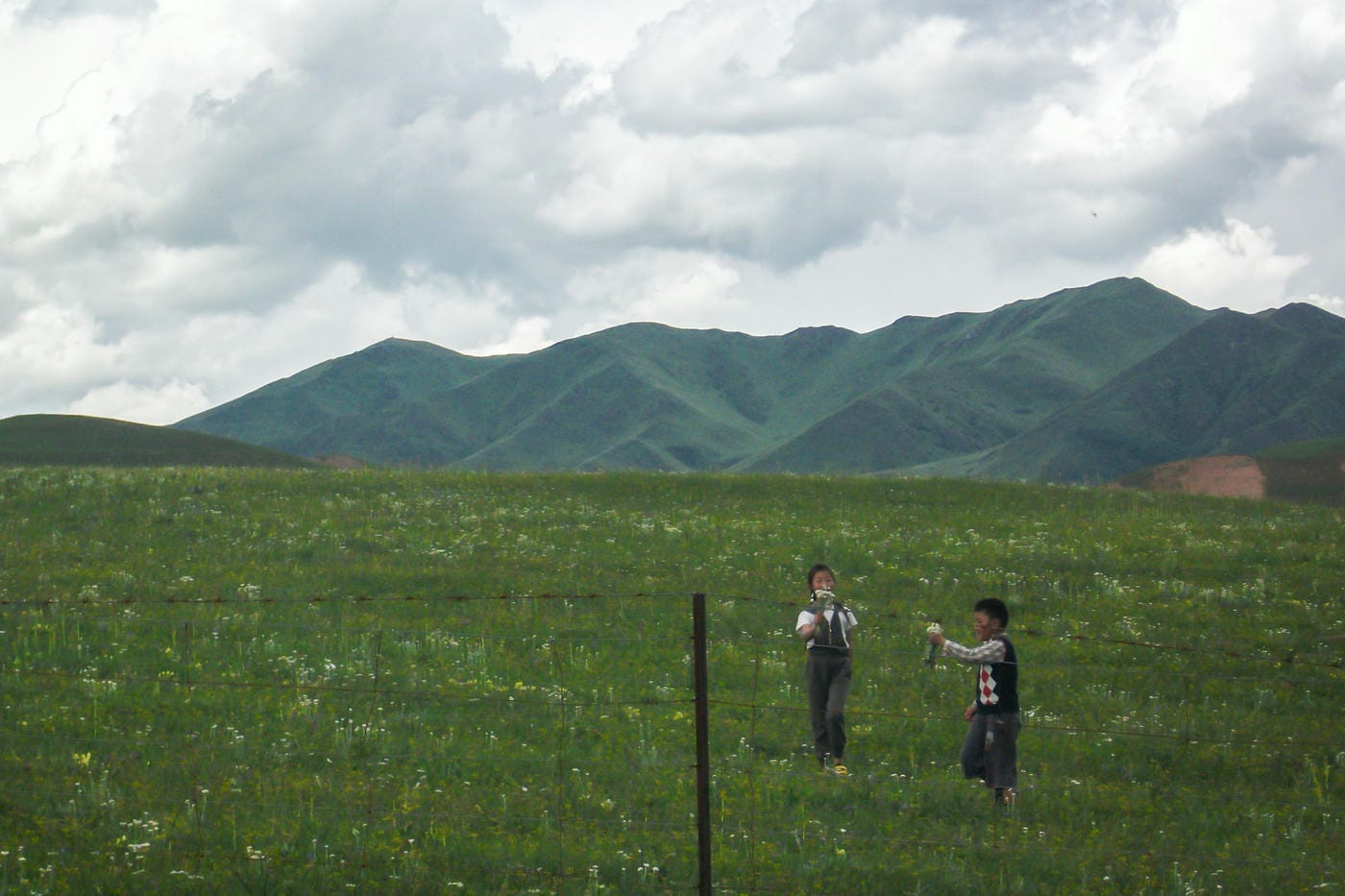 A Road Trip Through the Tibetan Plateau